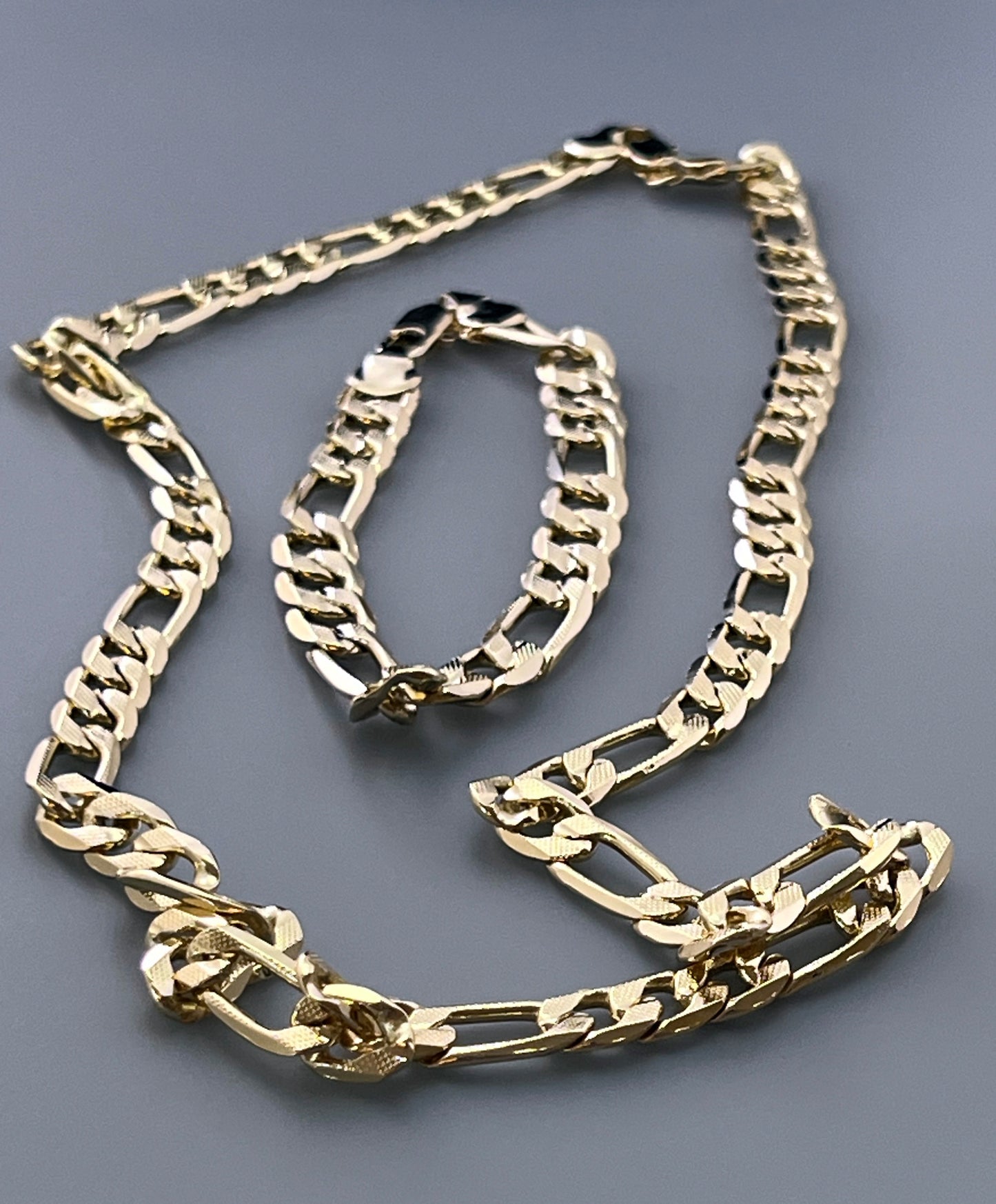 Chain or Bracelet Figaro Link with Diamond Cut 18K Gold Filled. Bundle and Save. FREE SHIPPING on orders of $100 and over. Sam's Jewelry World USA.